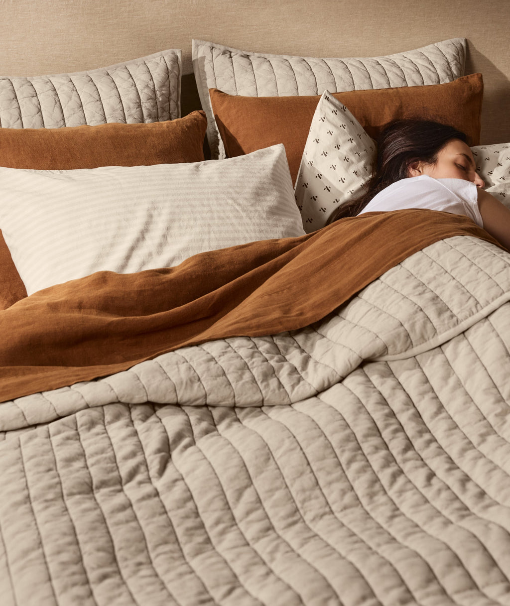 Garment Dyed Channel Quilt (Bone)