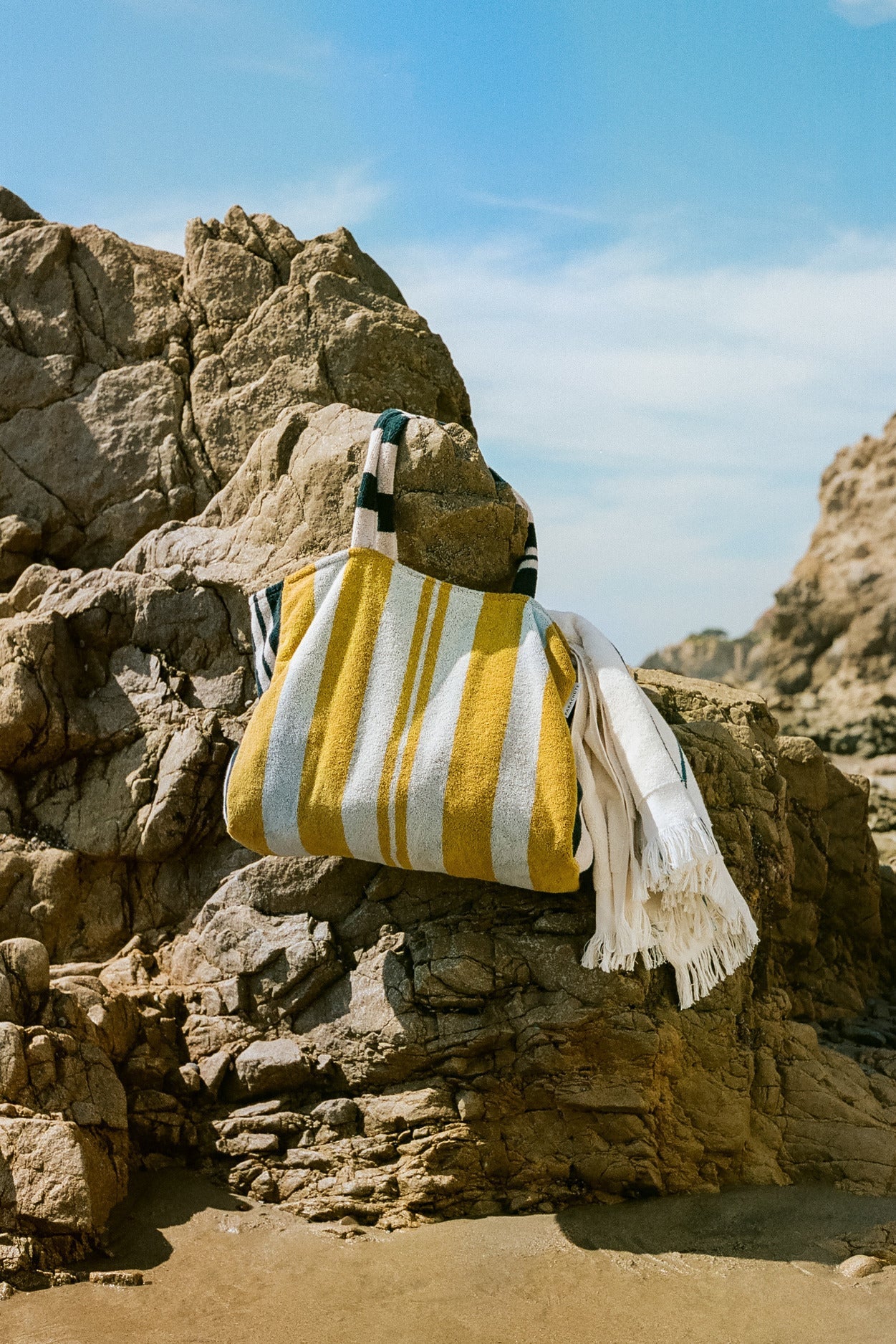 Casita Beach Tote (Multi)