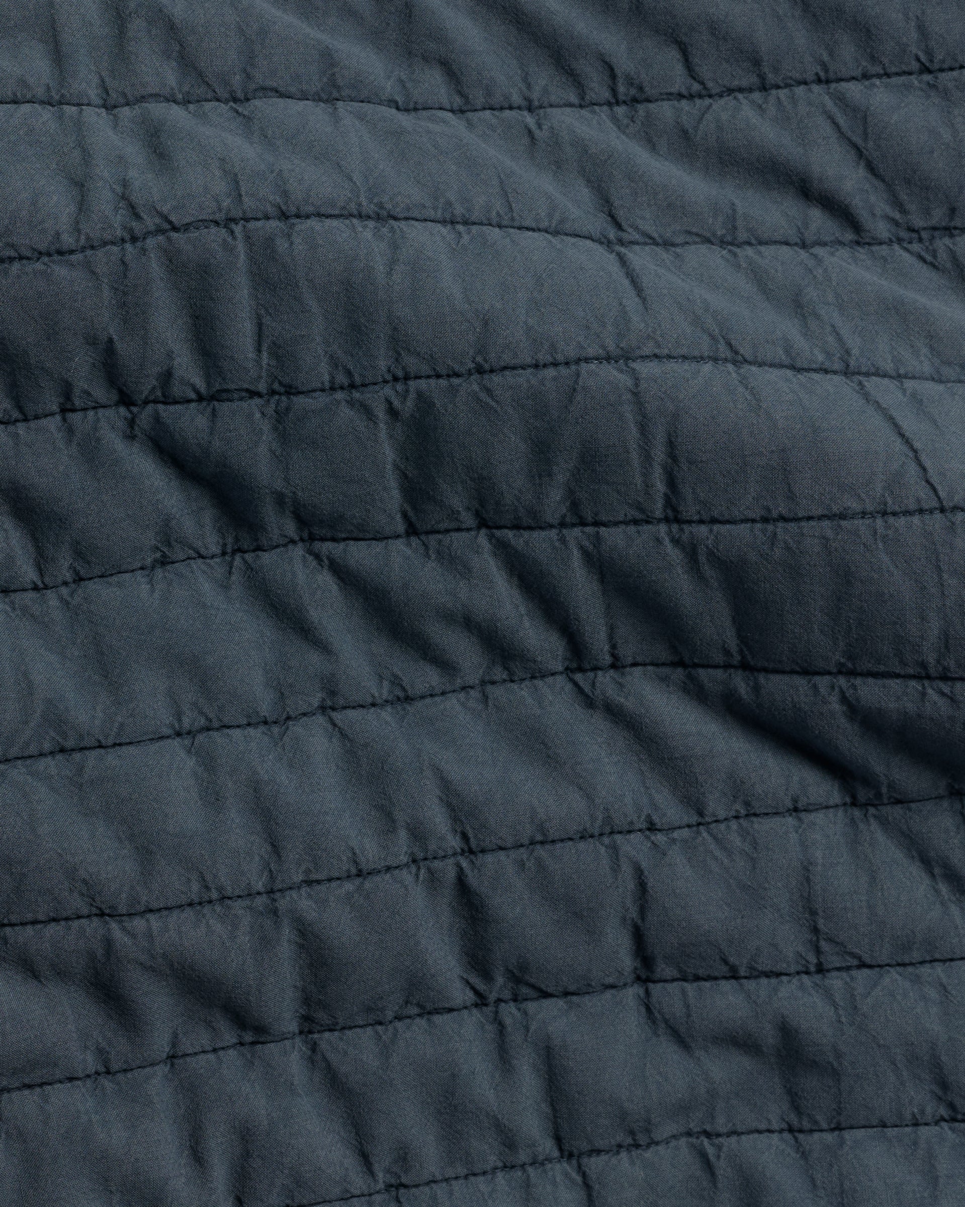 Garment Dyed Channel Quilt (Dusk)