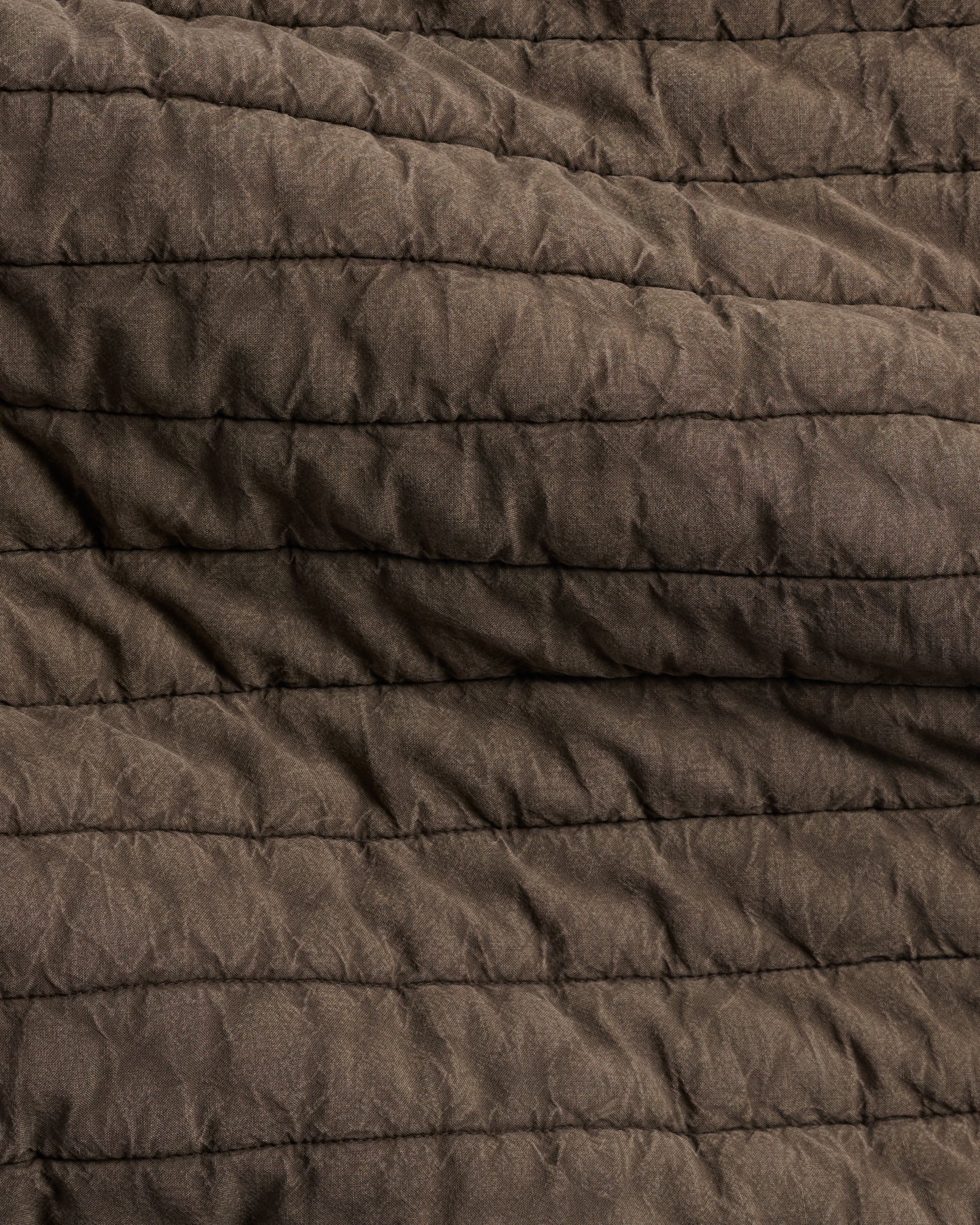 Garment Dyed Channel Quilt (Warm Grey)
