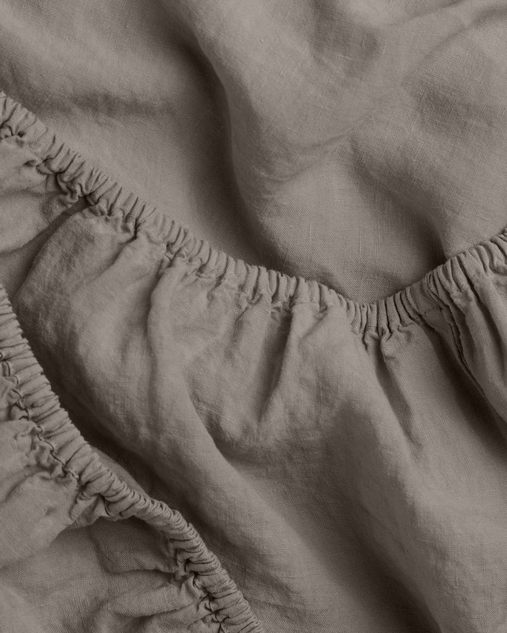 Linen Fitted Sheet (Pebble)