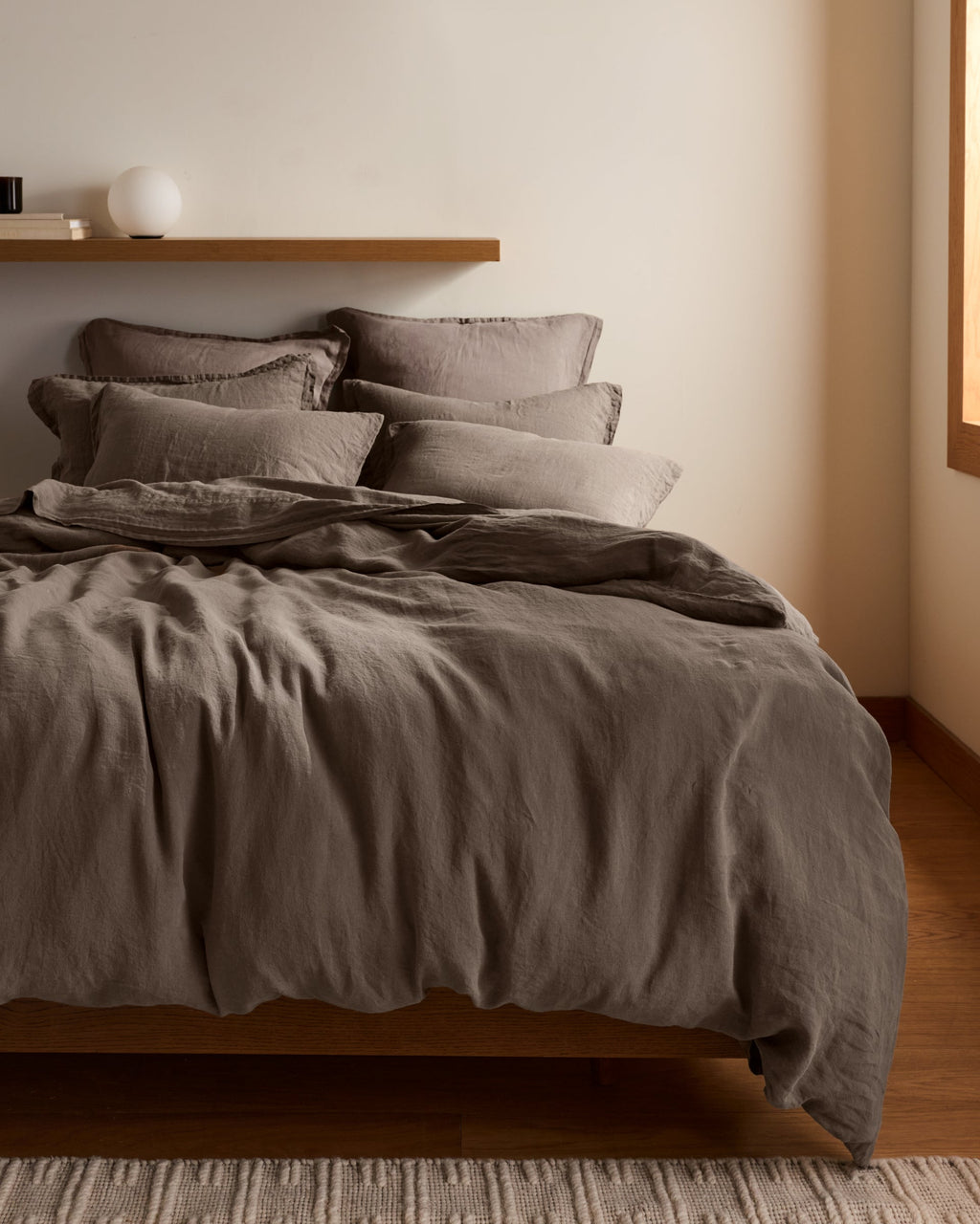 Linen Sham Set (Warm Grey)